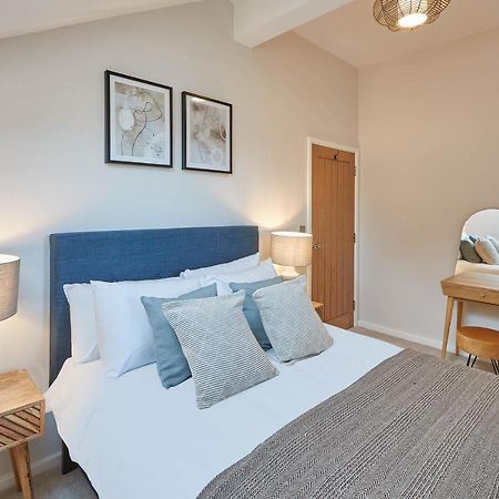 Host & Stay - Skyline Apartment Уитби Экстерьер фото